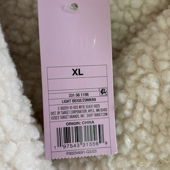 NWT Wild Fable Faux Shearling Jacket - Picture 8 of 8